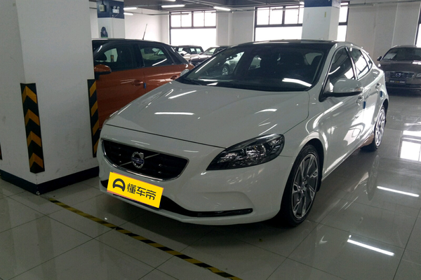 沃尔沃V40 2013款 2.0T 智逸版车体结构_底盘/转向图