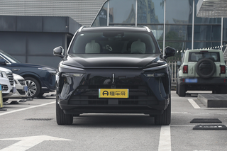家用六座混动SUV——蓝山DHT-PHEV图2