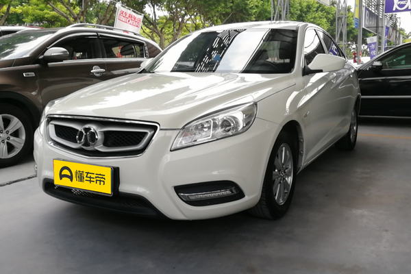 绅宝D50 2015款 1.5L CVT标准超值导航版座位数(个)_车身图