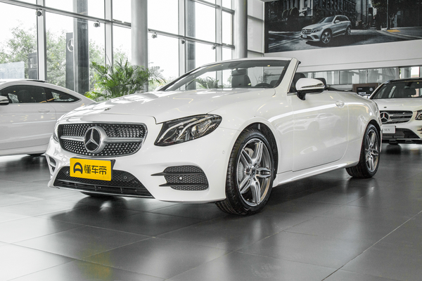 奔驰E级(进口) 2018款 E 200 敞篷轿跑车后排杯架_座椅配置图