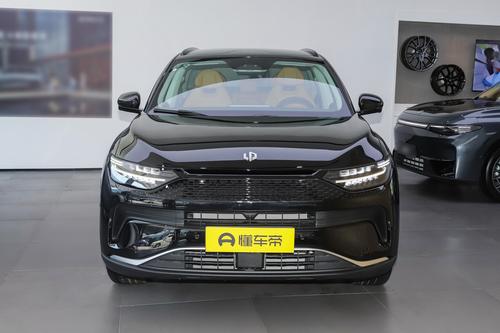 解读零跑C11，纯电/增程可选，配8295芯片，家用值得一看