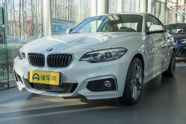 宝马2系(进口) 2018款 225i M运动套装座位数(个)_车身图