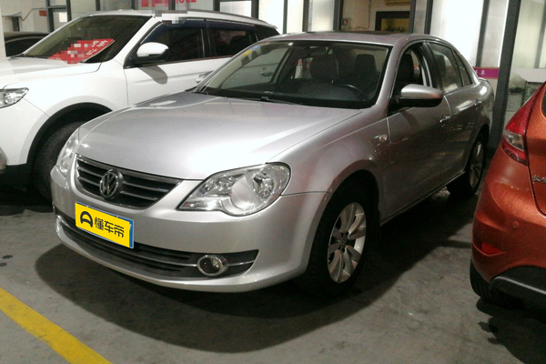 宝来 2011款 1.6L 自动豪华型后轮胎规格尺寸_车轮/制动图