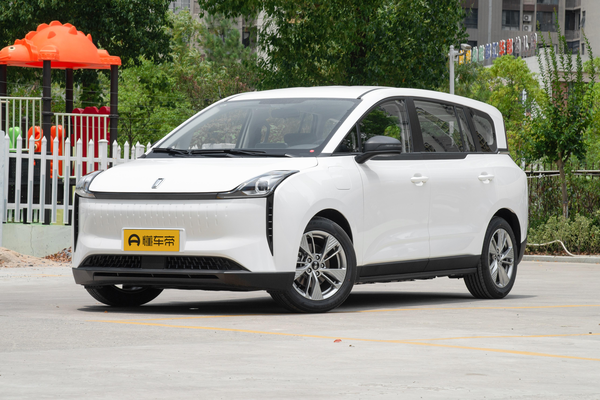 奔腾NAT 2022款 舒享出行换电版 100kW 401km厂商_基本信息图