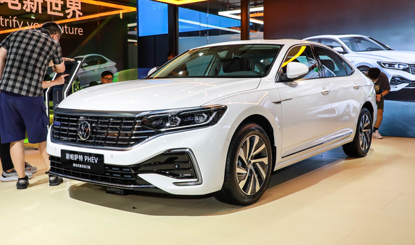 帕萨特PHEV 2022款 430PHEV 混动商务版变速箱_基本信息图