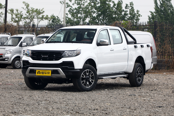 黄海·翔龙 2021款 2.4T 黄海大牛N1S商用版 汽油两驱加长平底货箱创富型4K22D4T厂商_基本信息图