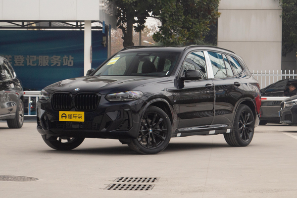 宝马X3 2022款 改款 xDrive30i 尊享型 M曜夜套装轴距(mm)_车身图