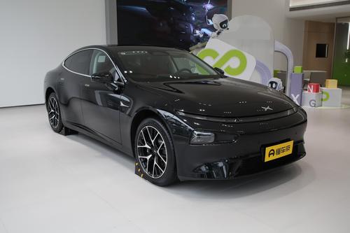 小鹏P7i提供0息0首付，配无边框车门+电吸门，值得入手吗？