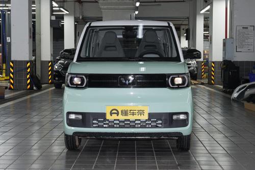 灵活小巧，纯电巡航120km，宏光MINIEV适合日常代步？