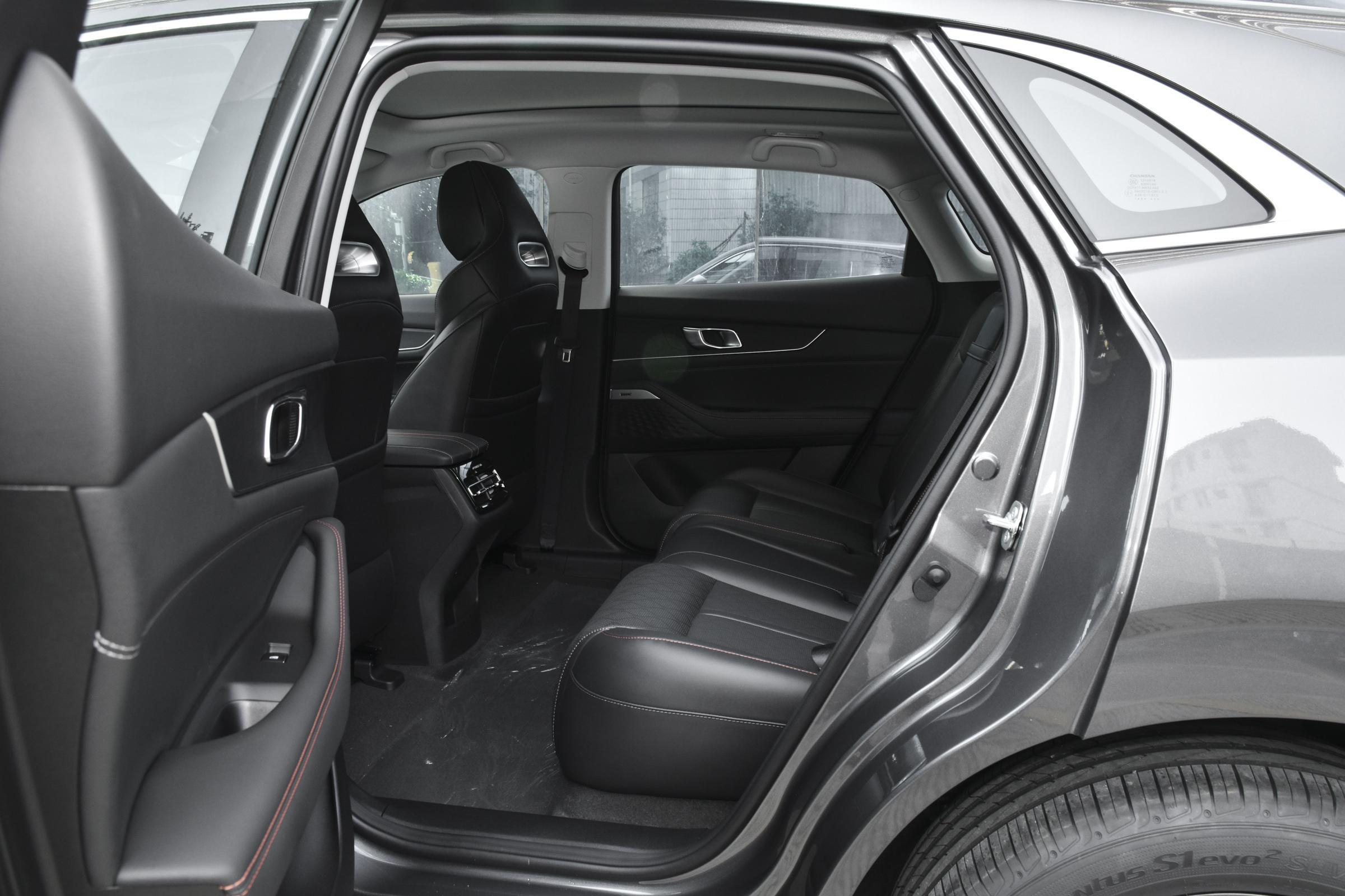 长安uni-k壁纸_长安uni-k_长安uni-k空间图片_1/526张图片_长安uni-k