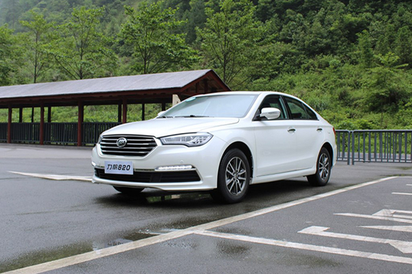 力帆820 2015款 2.4L 自动旗舰型厂商_基本信息图