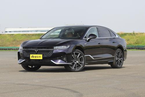 可油可电，综合续航1260km，配魔毯智能悬挂，解读岚图追光 PHEV