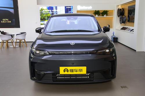 纯电低配12.88万，轴距2825mm，零跑C10值得买吗？