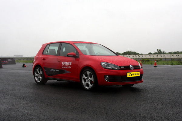 高尔夫GTI 2010款 2.0TSI GTI高(mm)_车身图