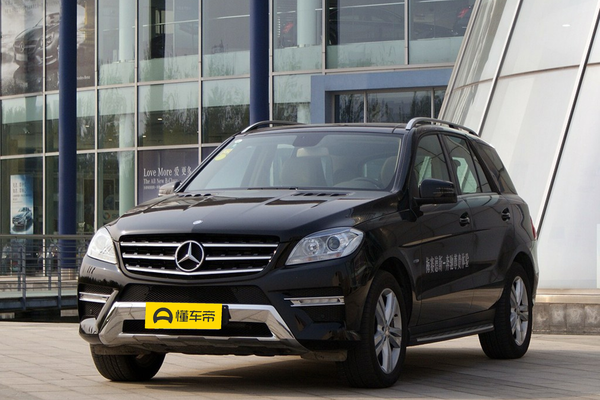 奔驰M级 2012款 ML 350 动感型座椅材质_座椅配置图