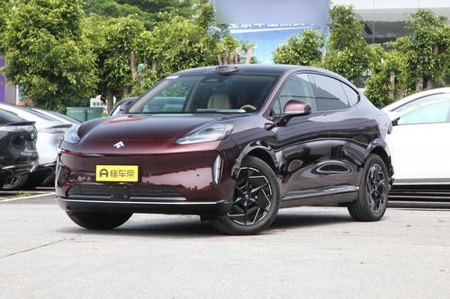 昊铂HT与星纪元ET深度对比，谁更适合追求豪华舒适的大家庭？