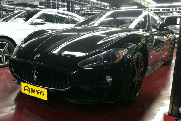GranTurismo 2009款 4.7L Sport Automatic副驾座椅整体调节_座椅配置图