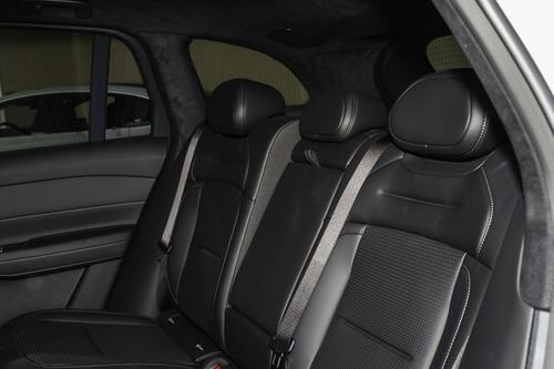 3分钟满电启程！标配彩电+大沙发，4.5s破百，选B级SUV看TA！