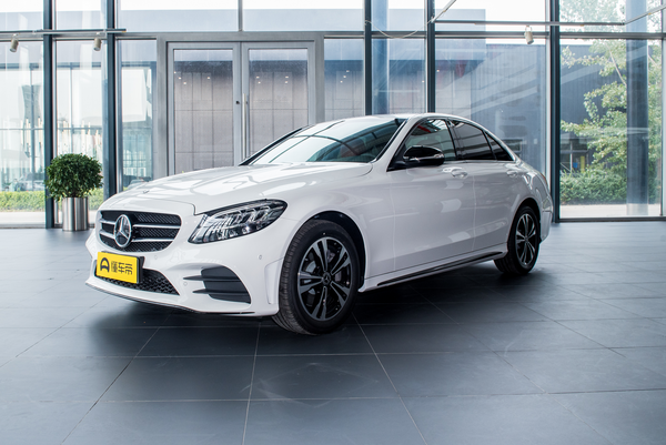 奔驰C级 2020款 C 260 运动版厂商_基本信息图