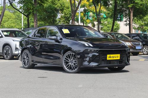 体验领克03冠军版：配2.0T动力，运动感强，适合年轻人