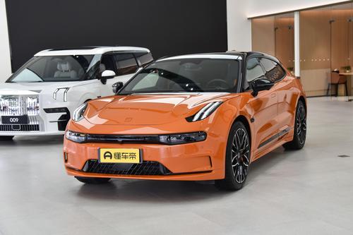 性能感十足，实拍2023款ZEEKR 001，对比同级别到底行不行？