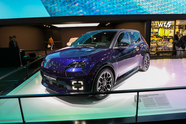 雷诺5 2024款 法网特别版厂商_基本信息图