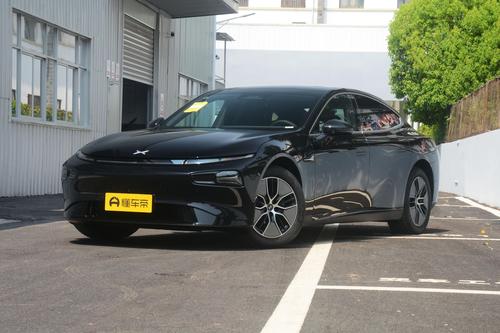 20万级别的轿跑风新能源车 小鹏P7i对比昊铂GT