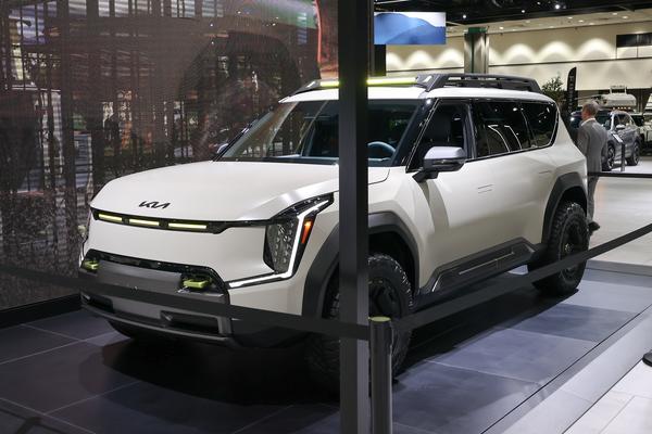 起亚EV9 2024款 基本型厂商_基本信息图