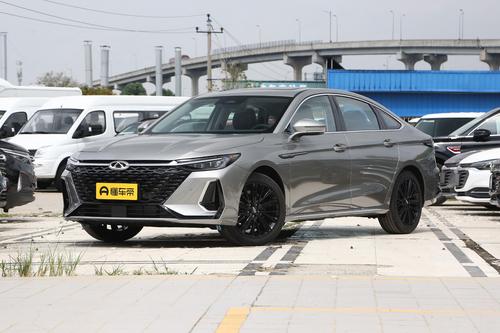 顶配13.29万，奇瑞艾瑞泽8到底行不行？全方面评测解析！