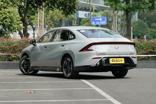 10.98万元起售，五菱星光EV开启预售，将于北京车展上市图3
