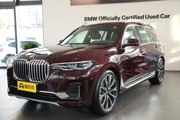宝马X7 2019款 xDrive40i 个性化定制限量版豪华套装四驱类型_底盘/转向图