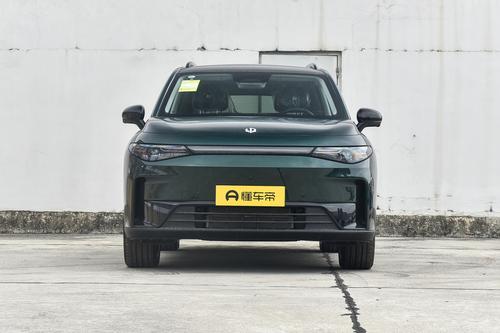 指导价16.88万，配8295芯片，续航520km，零跑C16怎么样？