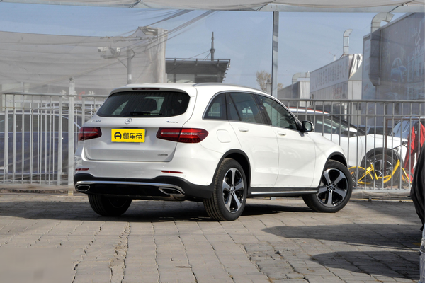 奔驰GLC 2018款 GLC 260 4MATIC 豪华型道路救援服务_智能互联图