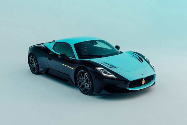 玛莎拉蒂MC20 2024款 3.0T Leggenda厂商_基本信息图