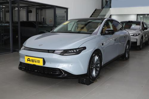 零跑C01：纯电中大型轿车，外观亮眼，续航里程长，值得一看