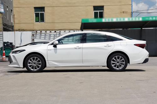 丰田B级车终端优惠4万3，搭2.0L+CVT，喝92粗粮，还支持华为互联