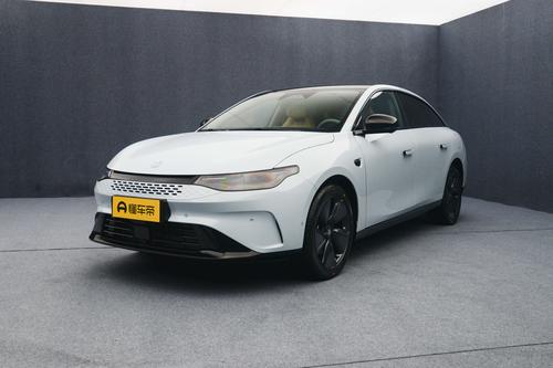 纯电续航316km，定位中大型车，零跑C01增程版表现如何？