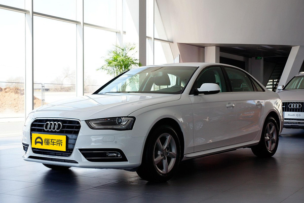 奥迪A4L 2013款 35 TFSI 自动标准型NEDC综合油耗(L/100km)_基本信息图