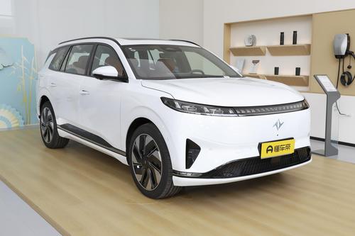 车长5002mm，轴距3025mm，还带K歌，家用出行选它如何？