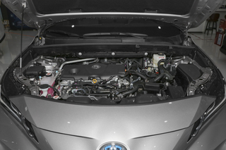 定位中型SUV，配2.5L+E-CVT，百公里油耗4.5L，体验广汽丰田威飒图8