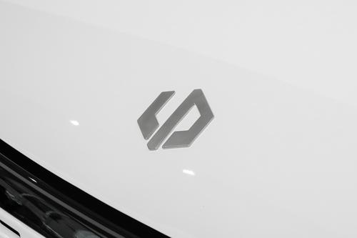 增程又火了？这款中大型轿车，综合续航1276km，仅售15万多