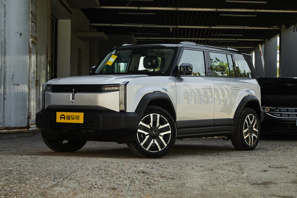 iCAR 03 2024款 四驱 长续航智享版级别_基本信息图
