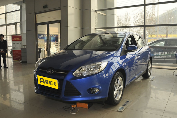 福克斯 2012款 两厢 1.6L 手动风尚型厂商_基本信息图