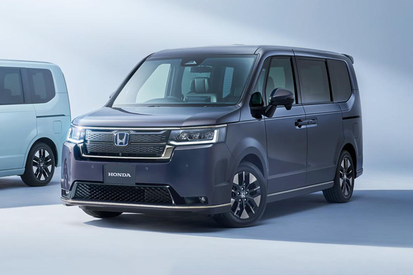 STEP WGN 2022款 e:HEV Spada 日本版厂商_基本信息图