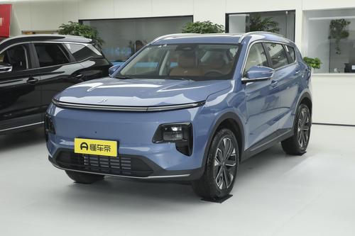 奇瑞上硬菜，1.5T插混+续航1300km+7座大空间，还配冰箱，带劲吗