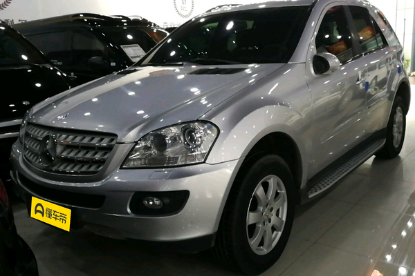 奔驰M级 2006款 ML 350 运动型车窗防夹手功能_玻璃/后视镜图