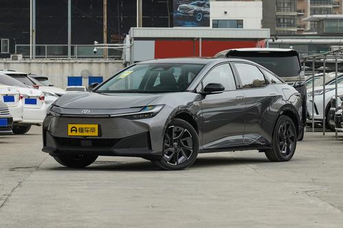 解读一汽丰田bZ3，轴距2880mm，前后独悬，值得买？