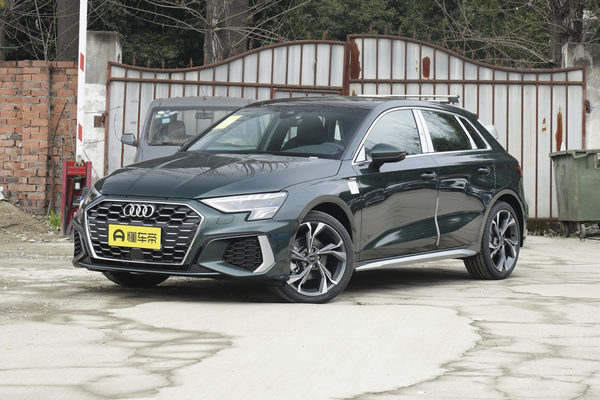 奥迪A3 2022款 Sportback 35 TFSI 豪华运动型无钥匙进入_舒适/防盗配置图