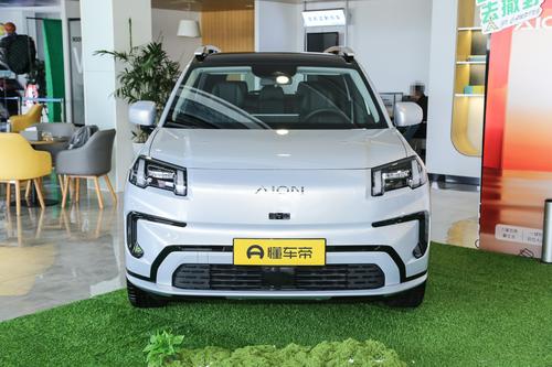 第二代AION V：15分钟补电370km，自驾出行支持对外放电！
