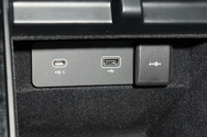 前排双USB接口